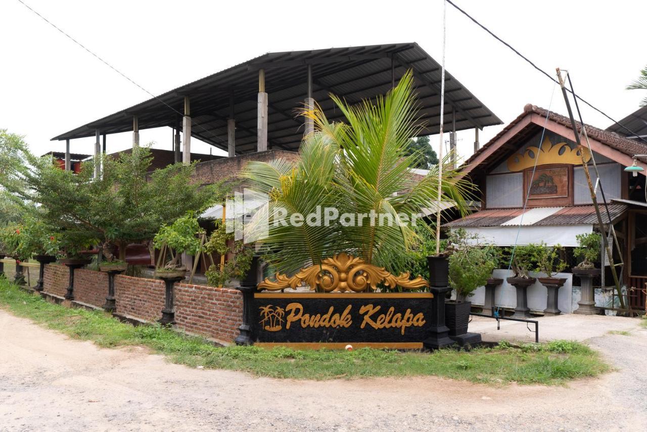 Pondok Kelapa Homestay Lampung Mitra Reddoorz Bandar Lampung Exterior photo