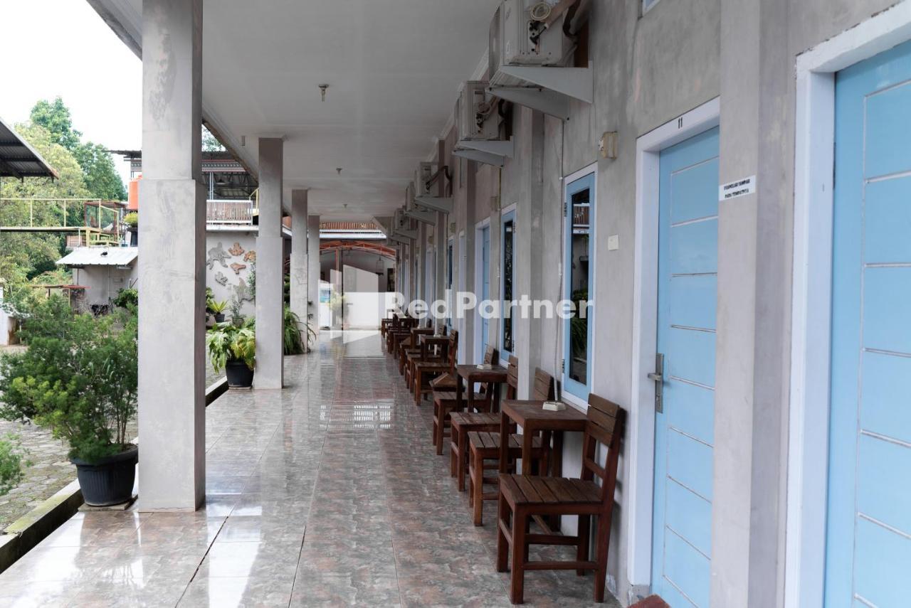 Pondok Kelapa Homestay Lampung Mitra Reddoorz Bandar Lampung Exterior photo