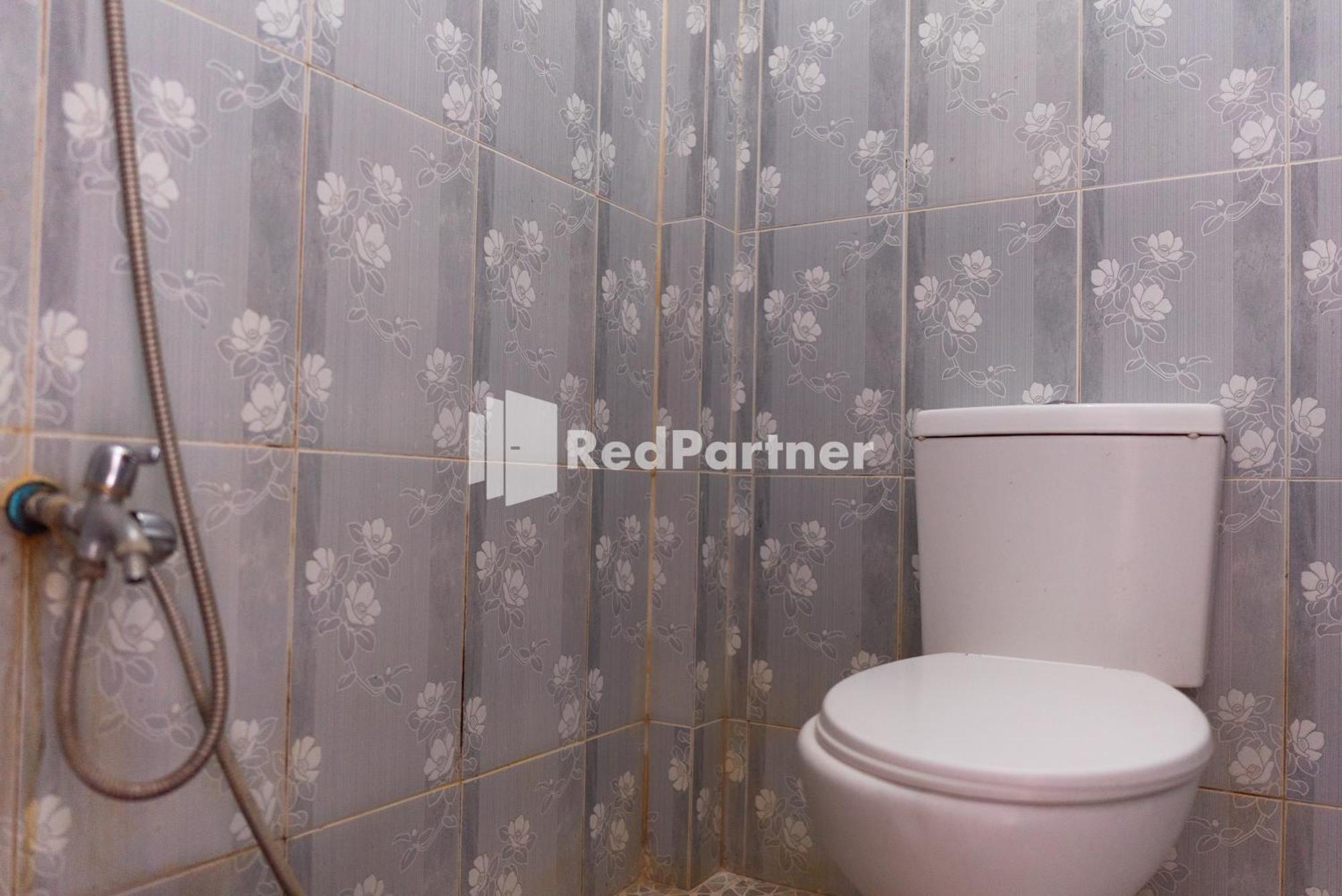 Pondok Kelapa Homestay Lampung Mitra Reddoorz Bandar Lampung Room photo